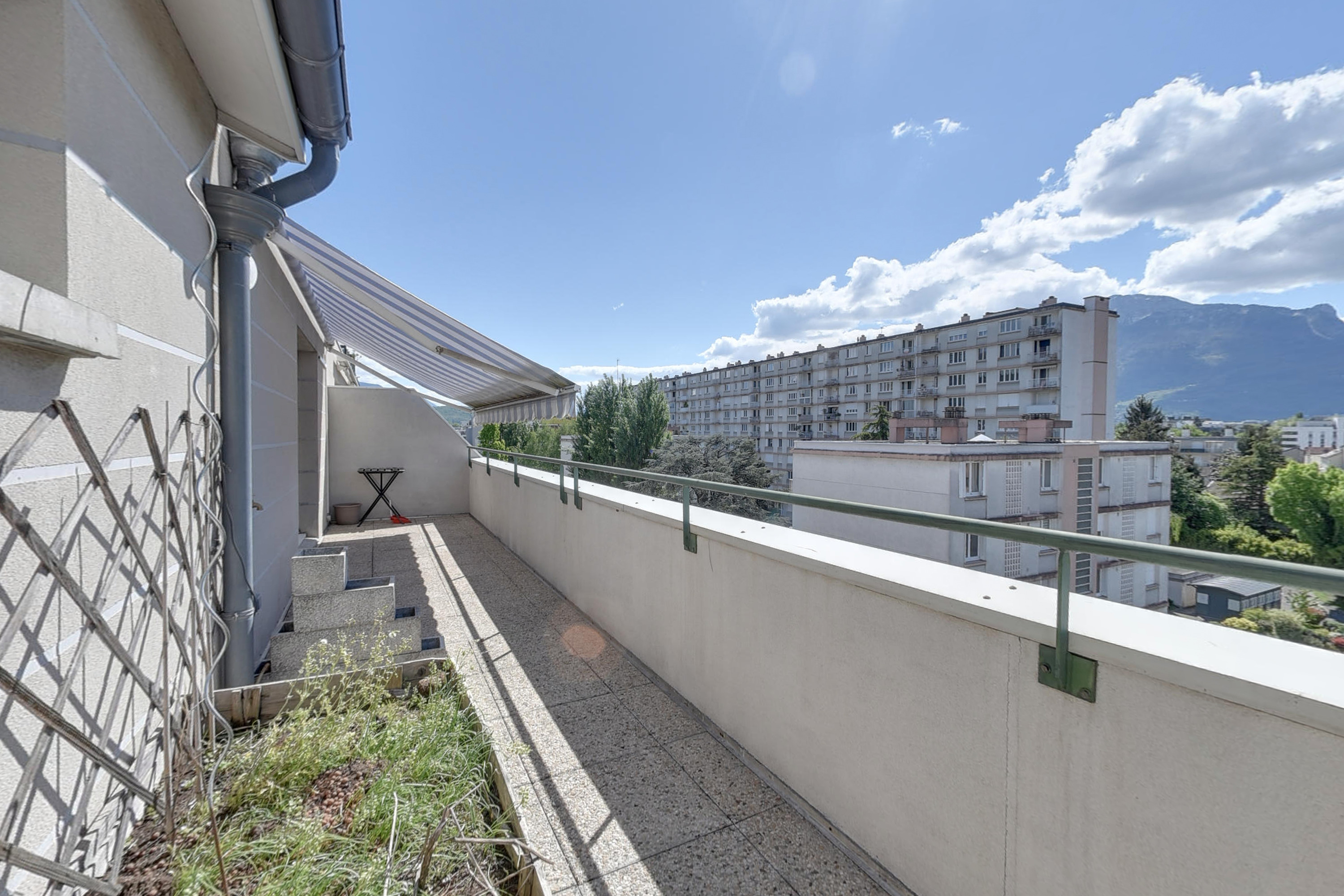 Vente Grenoble Bajatière "Le Saint Florent", dernier étage et vue panoramique pour ce 2 pièces